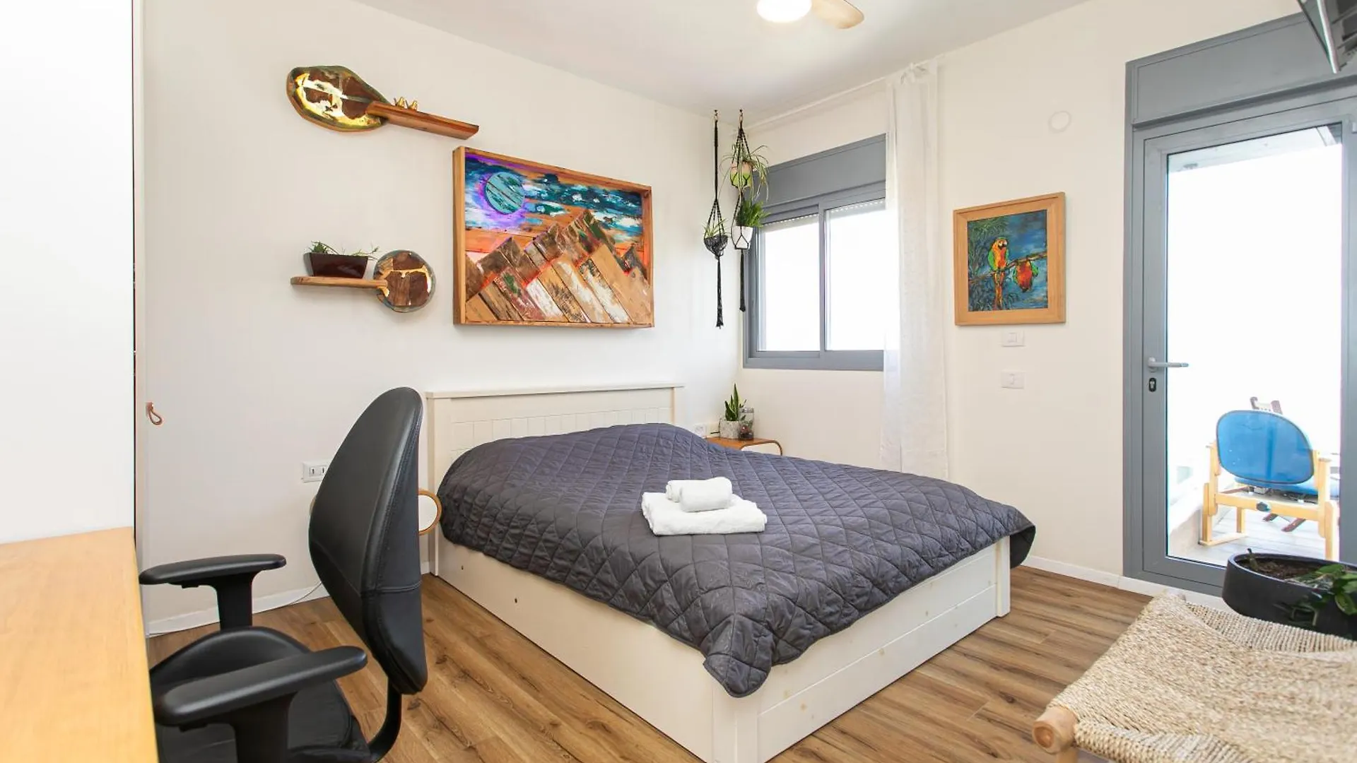 Апартаменты Tirat Carmel Penthouse