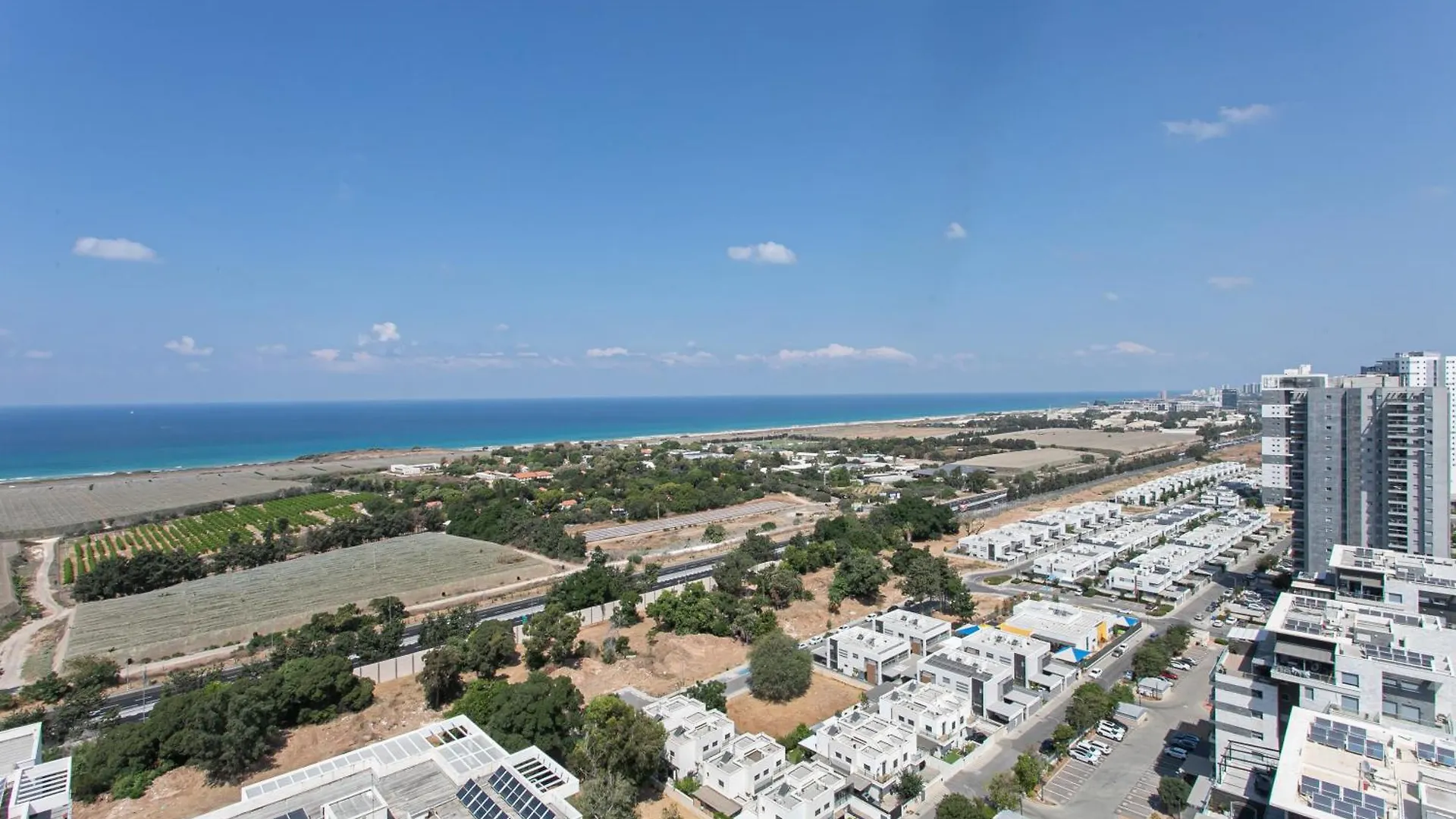 Апартаменты Tirat Carmel Penthouse